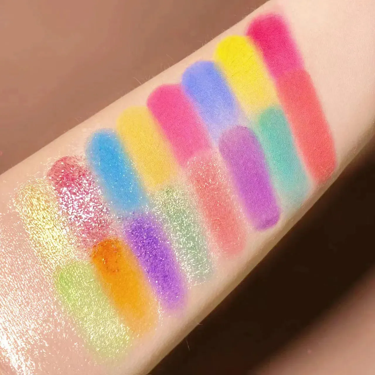30 Colors Rainbow Glitter Eyeshadow Palette Shimmer Sequins Pearlescent Tone Palette for Women Lasting Waterproof Eye Makeup