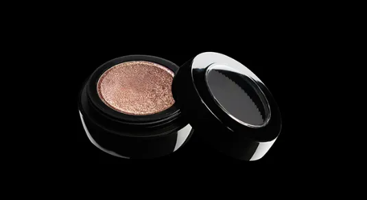 588 ALL OUT APRICOT P -  EYESHADOW