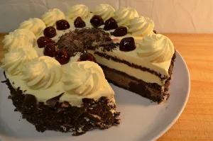 Black Forrest Cake (slice)