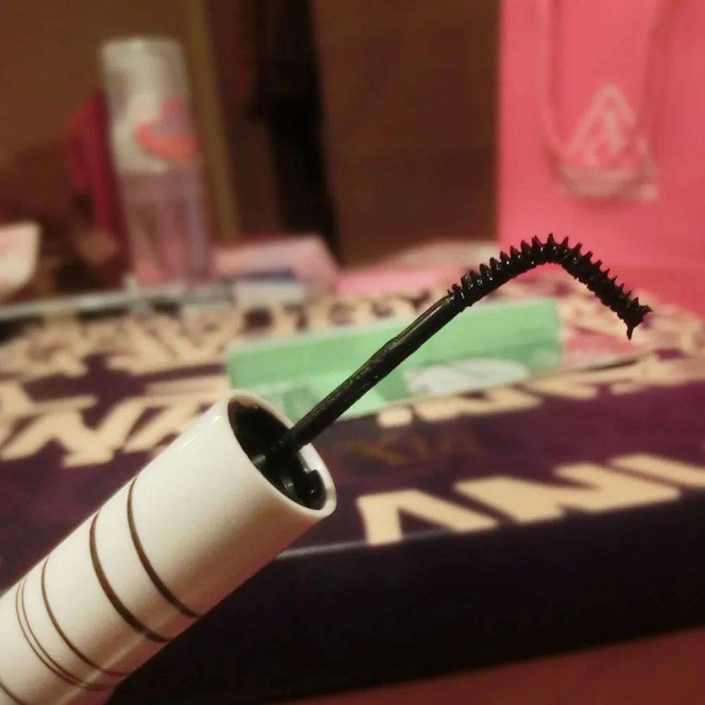 Black Natural Long Curling Fiber Mascara Eyelashes Extension Makeup Beauty