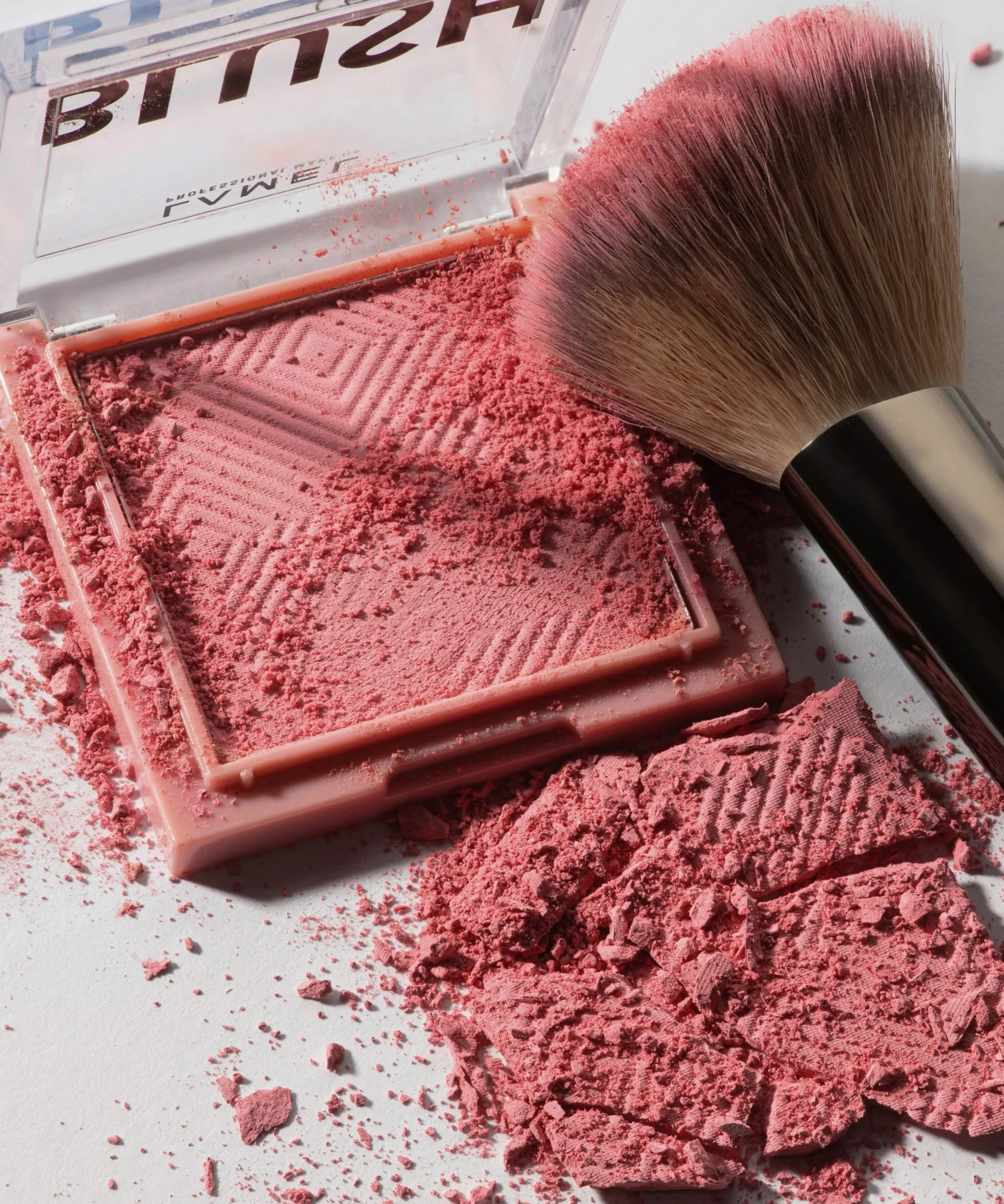 Blush cheek colour