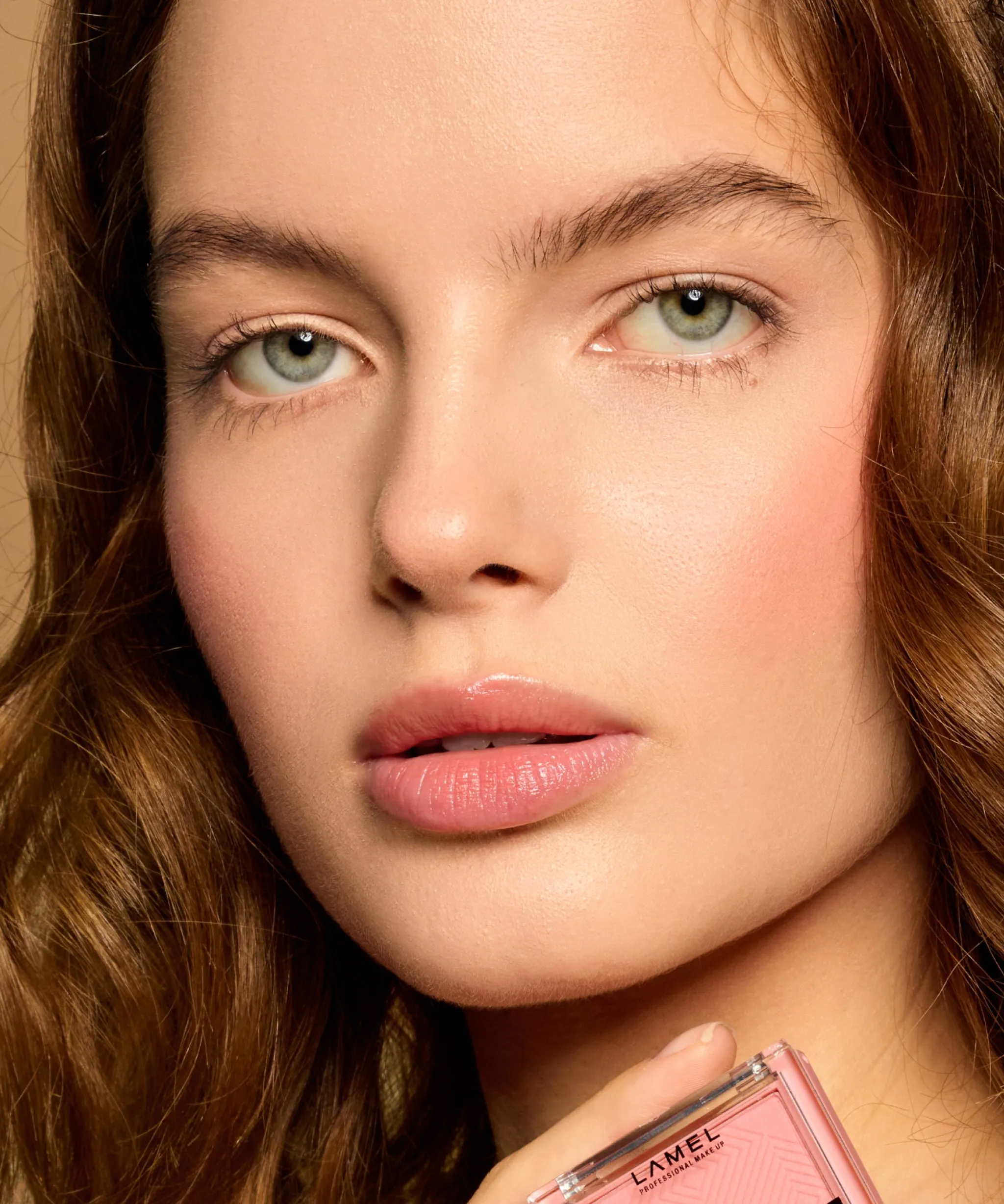 Blush cheek colour
