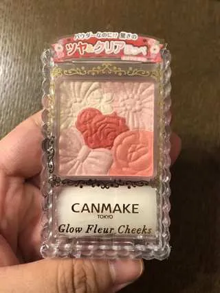 Canmake Japan Flower Petal 5-Color Blush - Shade 01 Peach Blossom Hibiscus