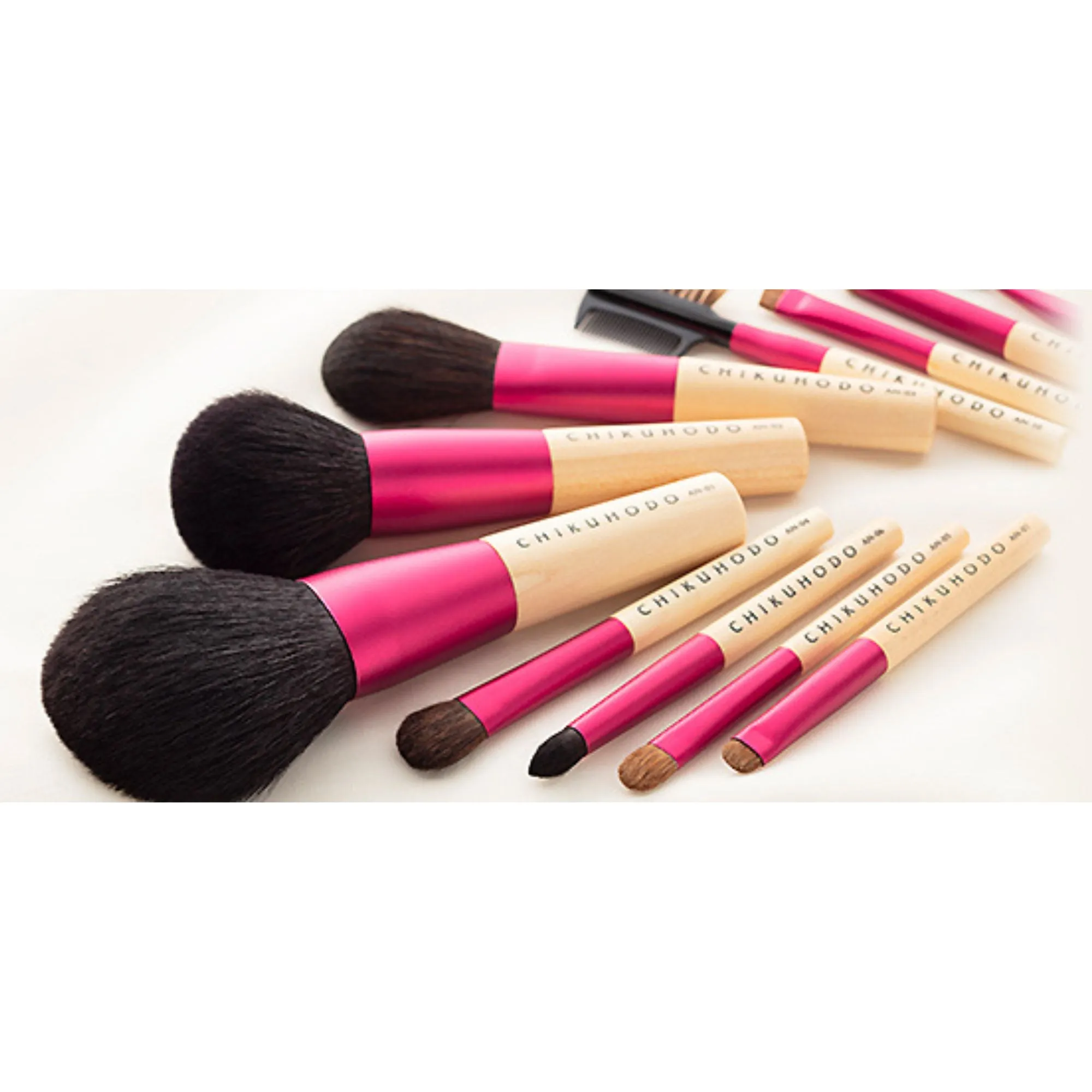 Chikuhodo AN-5 Eyeshadow Brush, Anne Series