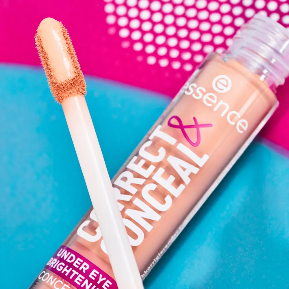 CORRECT & CONCEAL under eye brightening concealer