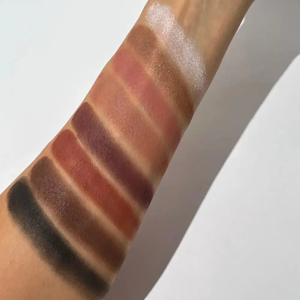 Dali Eyeshadow Palette Bare Essence