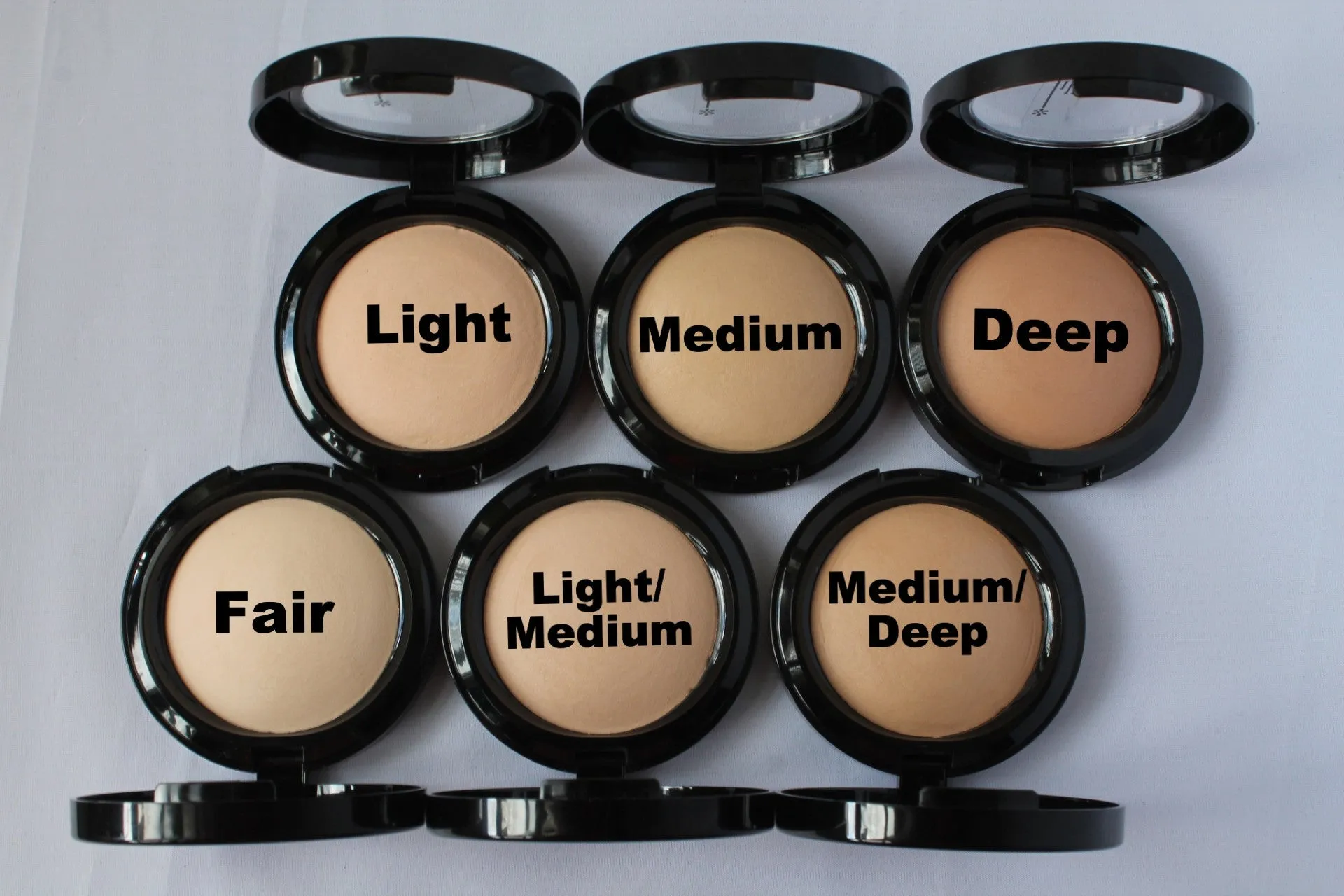 Deep Baked Hydrating Powder Foundation