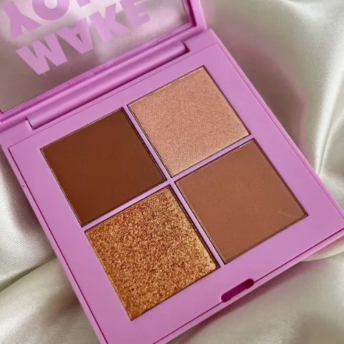 Enjoy! Make Your Eyes Smile Palette