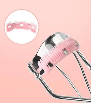 Eyelash Curler with Built-in Comb