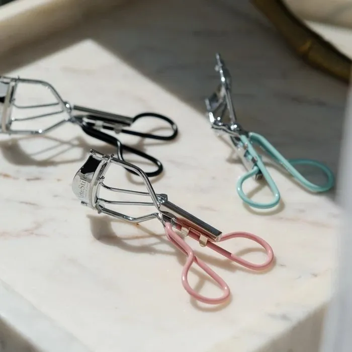 Eyelash Curler