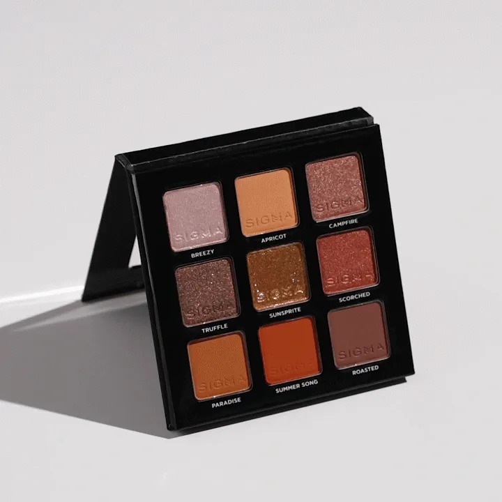 FIERY EYESHADOW PALETTE