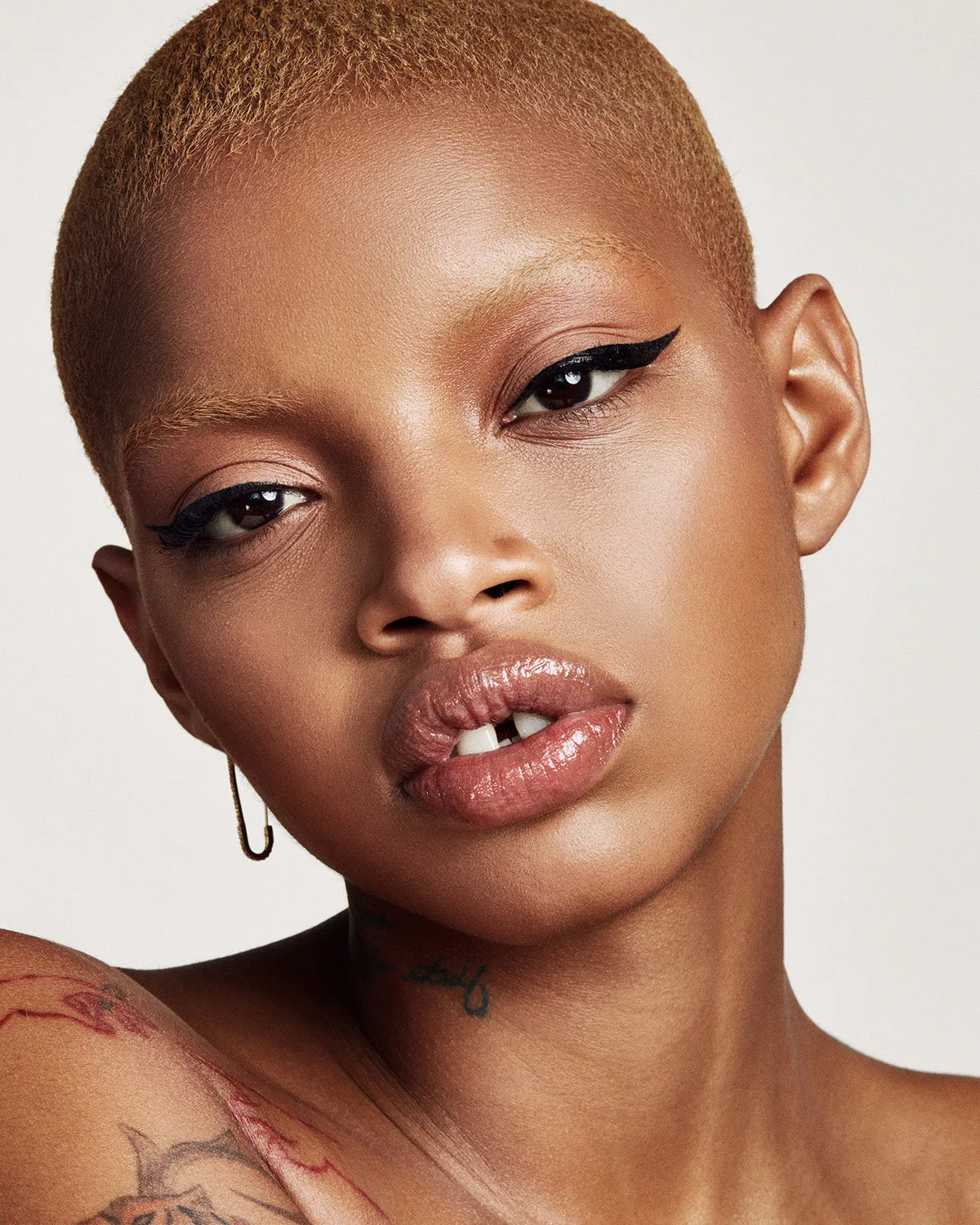 Flyliner Longwear Liquid Eyeliner — Cuz I'm Black