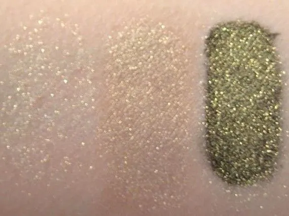 Gold Twinkle Effects Eyeshadow
