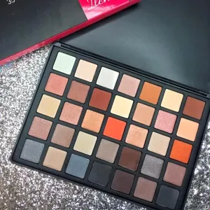ILENA 35 PRO PALETTE