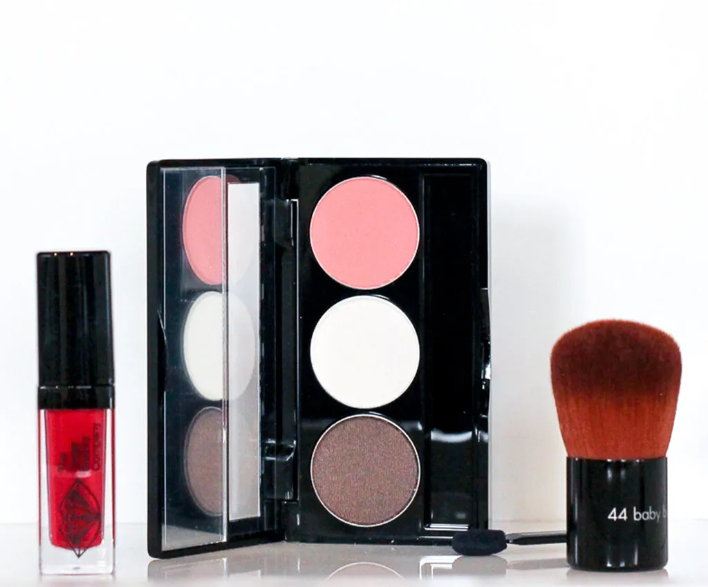 Itty Bitty Makeup Kit