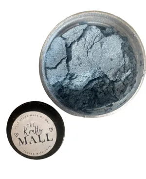 Light blue pearl pigment