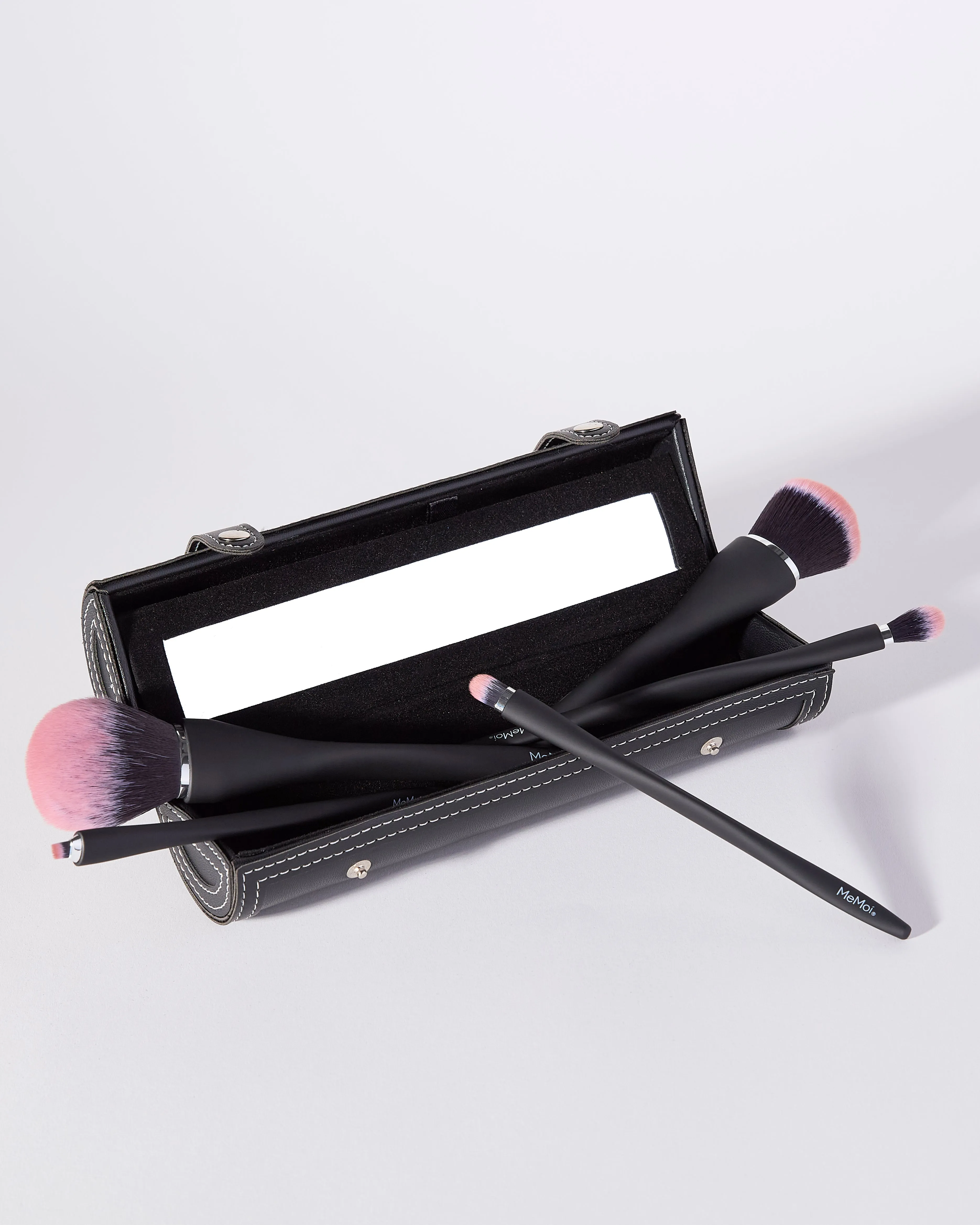 MeMoi 5 Piece Makeup Brush Set