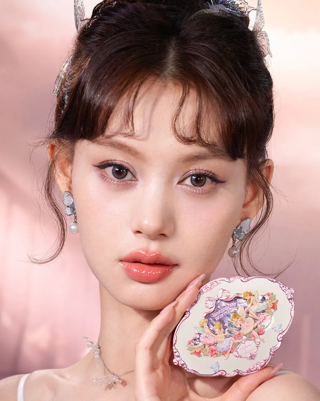 Midsummer Fairytales Embossed Five-Color Makeup Palette
