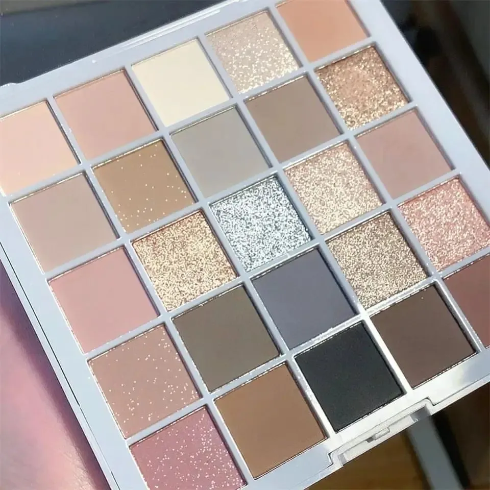 Miss Lara - 25 Colors Pearlescent Matte & Glitter Eyeshadow Palette