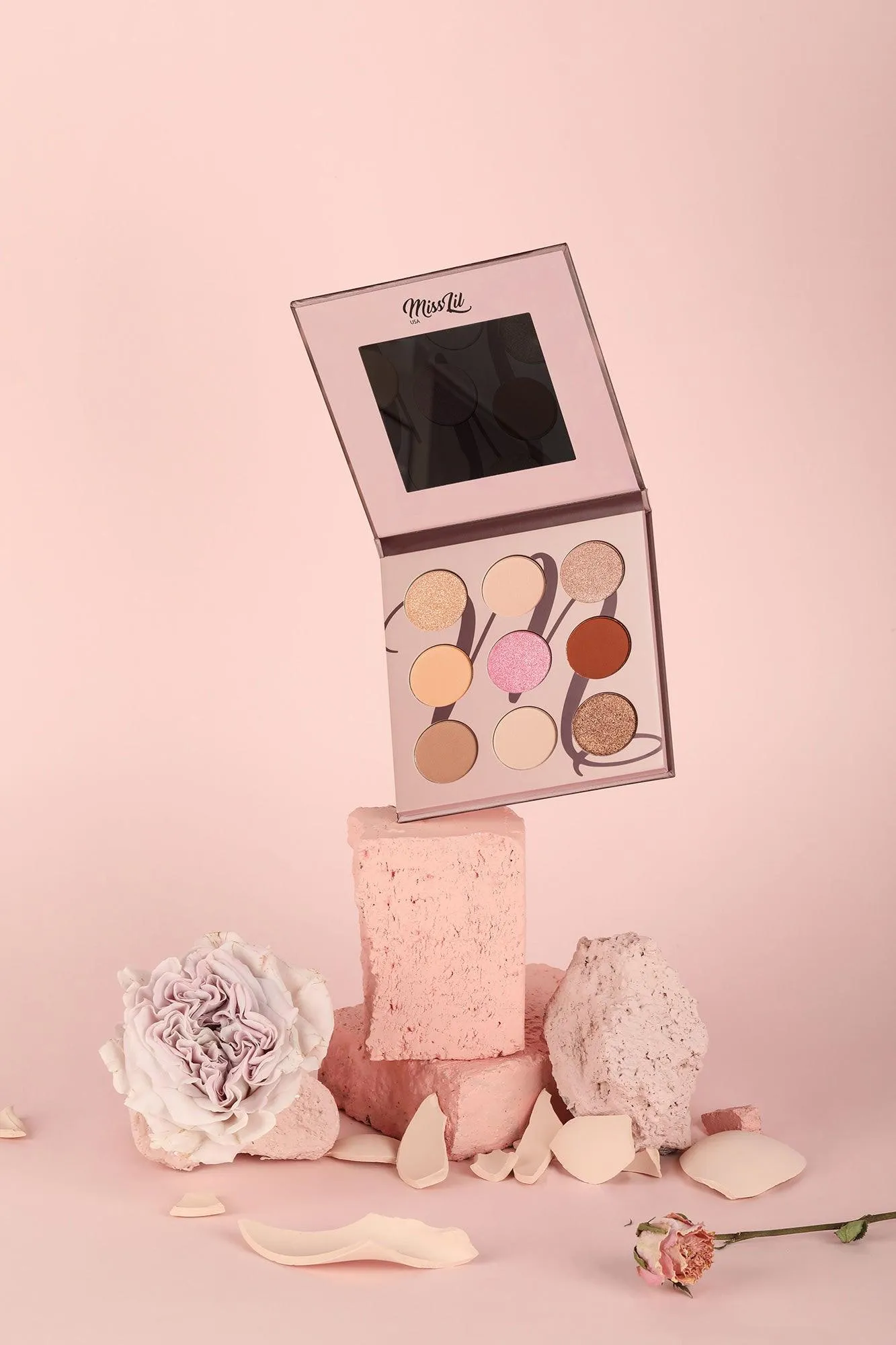 Mood Eyeshadow Palette ( 12 pcs )