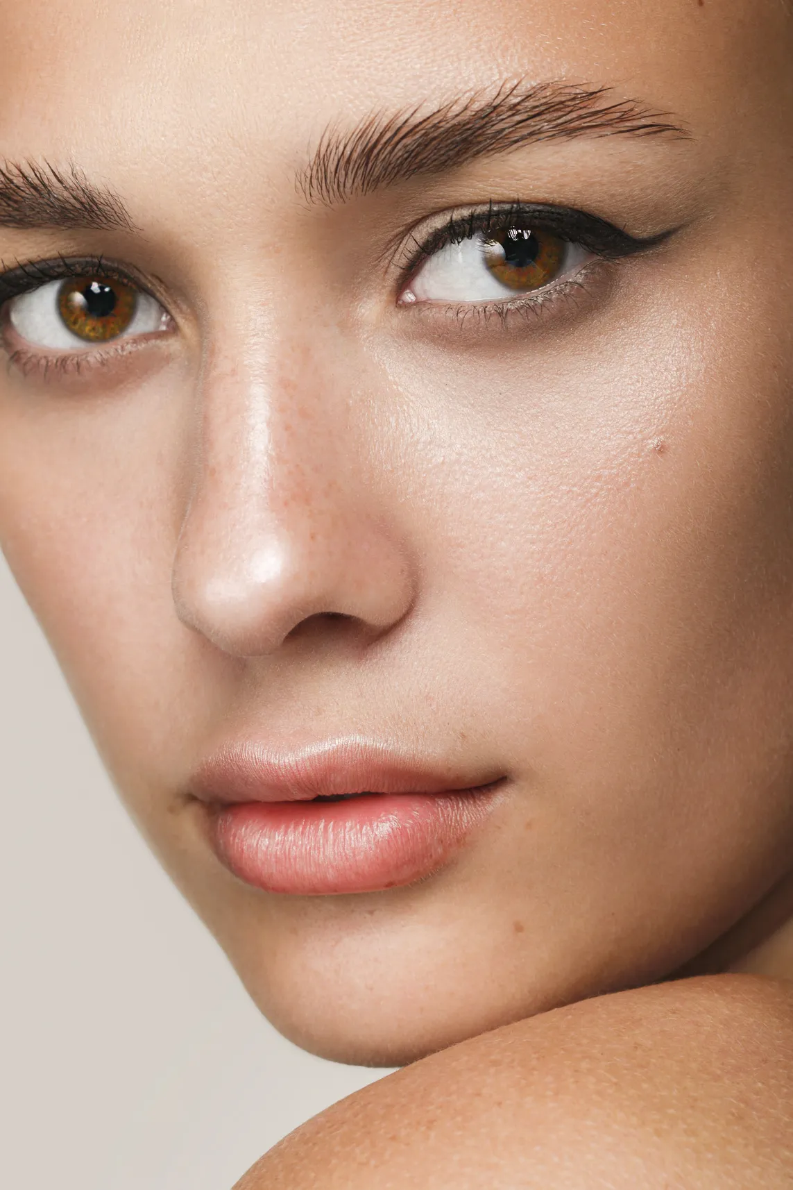 One-Swipe Gel Eyeliner