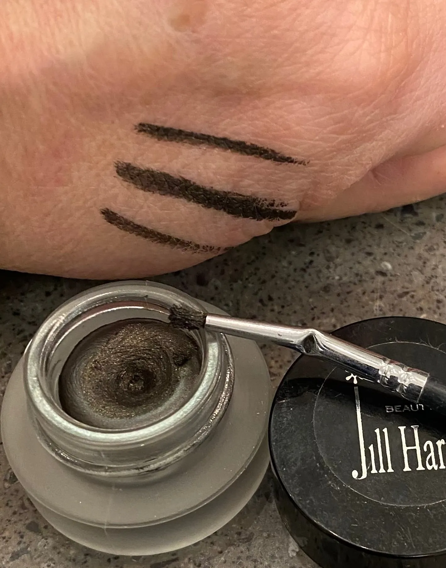 ONYX Creme Eyeliner with Thin Eyeliner Brush