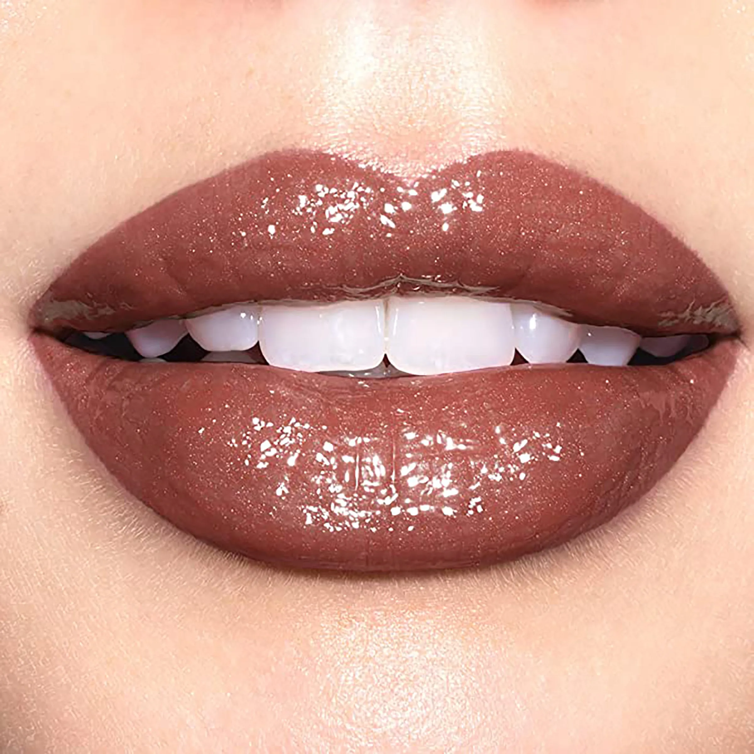 Revlon Super Lustrous™  Glass Shine Lipstick Rum Raisin