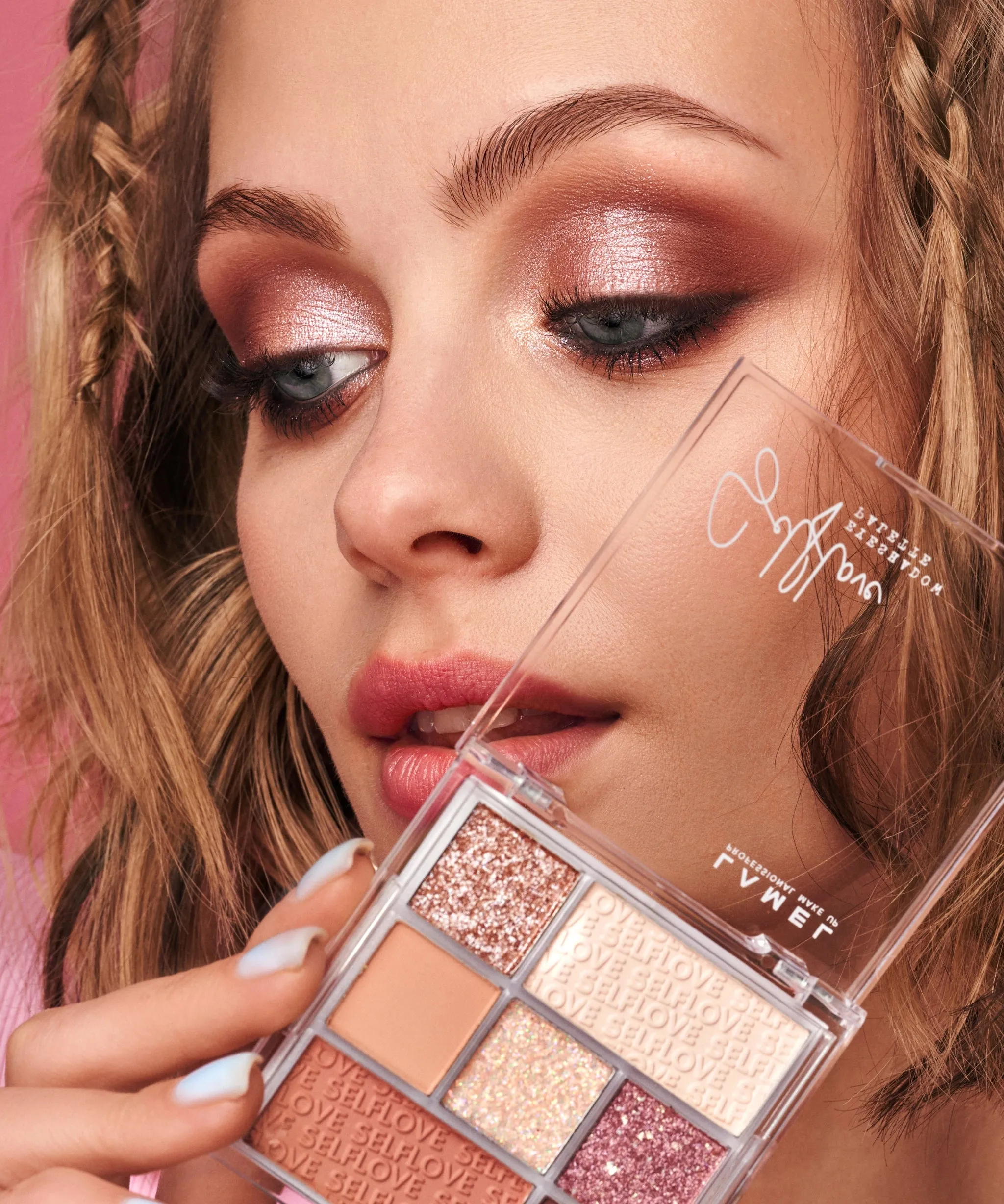 SELFLOVE Eyeshadow Palette