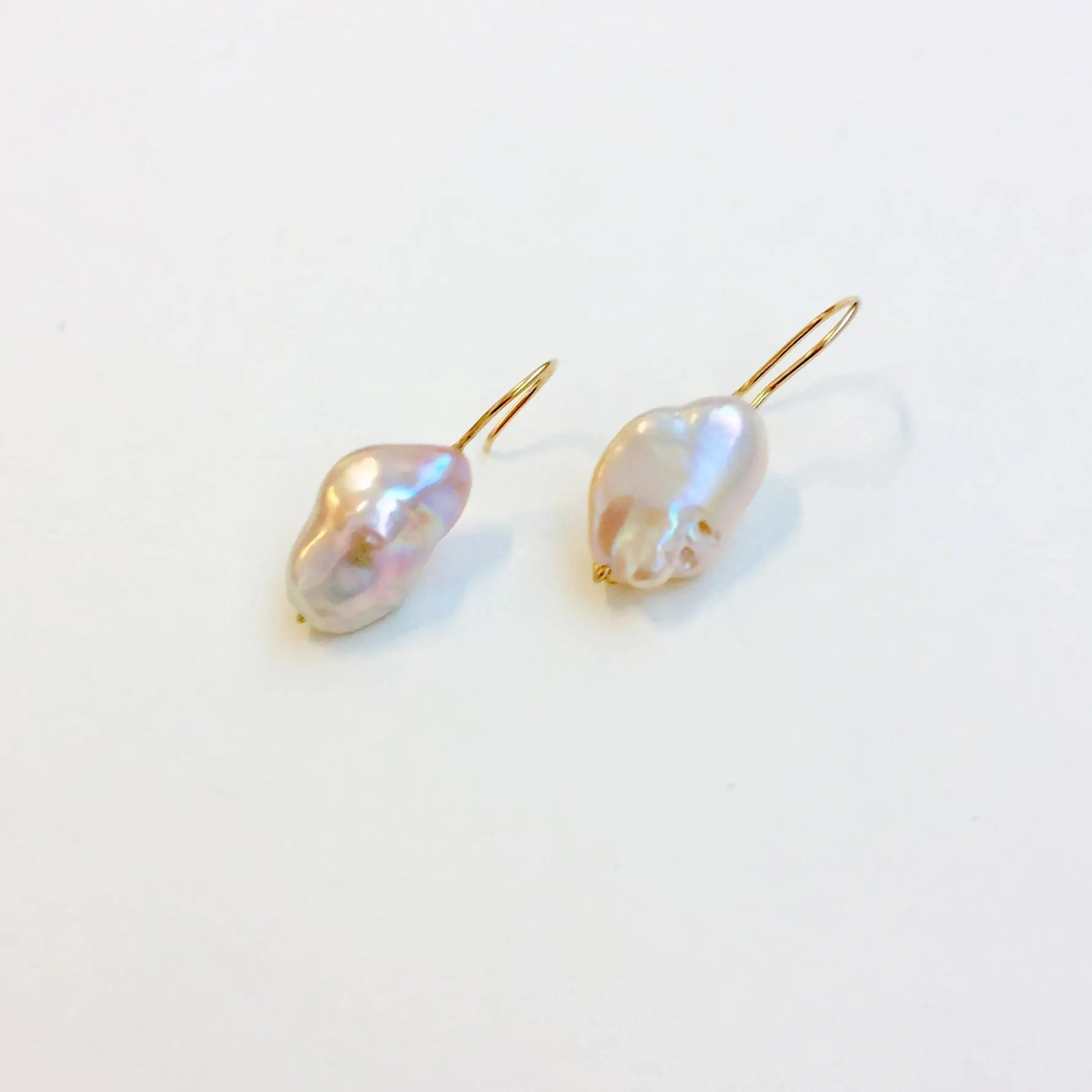 Short Loch Pearl Earring