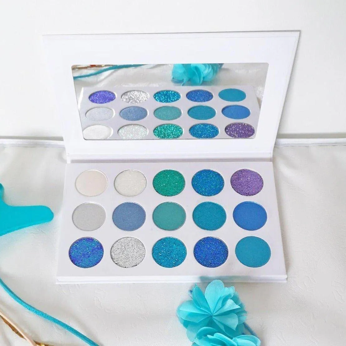 The Snow Queen Eyeshadow Palette - 15 Colors