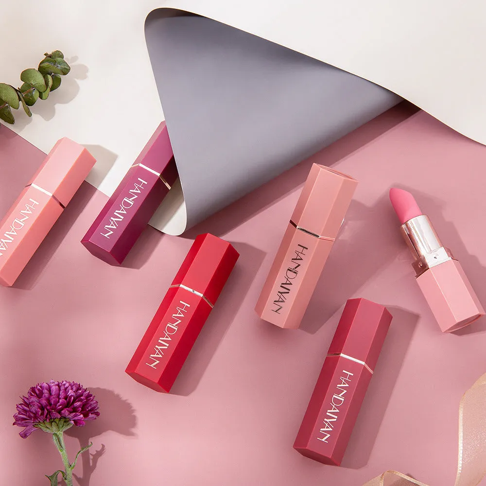 Wholesale Plastic Shell 6 Color Matte Moisturizing Lipstick Lipstick